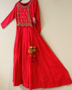 Bright pink gold embroidered maxi dress Size 40 (Large)