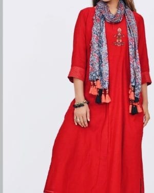Beautiful Embroidered long tunic dress with printed stole Size 40 Large