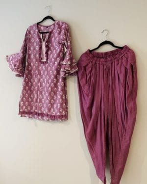 Beautiful gota work bell sleeve Kurta and dhoti style bottom Size 38 (M)