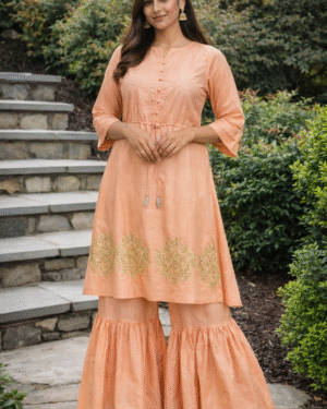 Beautiful short Kurta and Gharara set Size 38 (M)