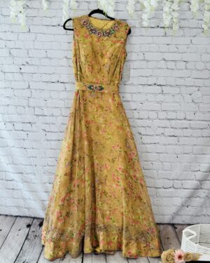Beautiful Embroidered Gown Size 38-40