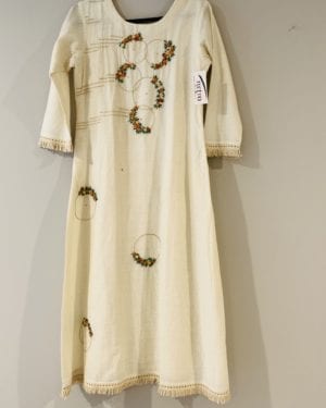 Off white embroidered long Kurta Top with fringe details Size 42 (X Large)