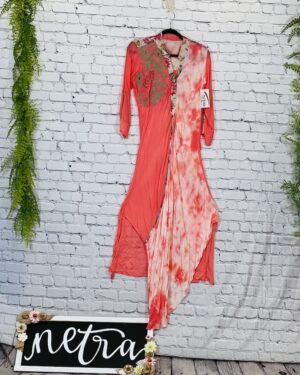 Asymmetric hem style embroidered Long Outfit Size 40 Large