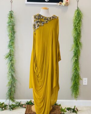 Indo western Cowl Drape Size 40