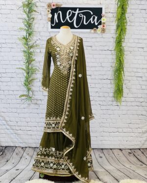 Beautiful gota embroidered kurta set with dupatta Size 40