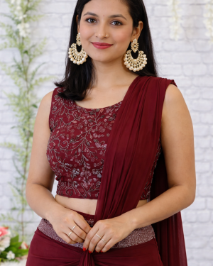 Embroidered georgette crop top and cowl skirt drape outfit Size 38-40