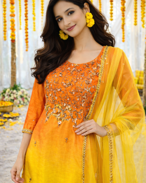 Beautiful hand embroidered ombre silk kurta set with dupatta Size 42