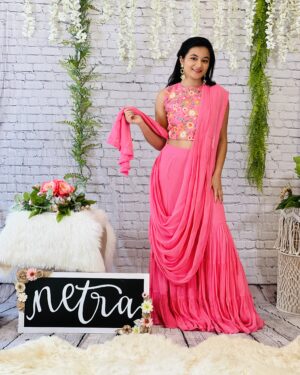 Embroidered crop top and sharara drape Size 38-40