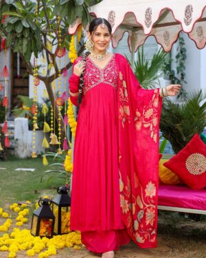 Embroidered Kurta and Palazzo with Dupatta Size 40