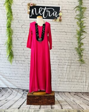 Tunic dress with necklace Size 38