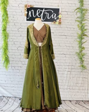 The New Vintage Nizam Handembroidery Jacket Suit Size 40
