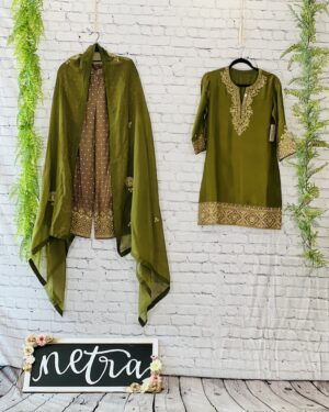 The New Vintage Nizam Handembroidery Kurta and Palazzo Suit Size 40