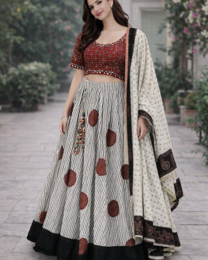 Beautiful Ethnic Print Chania Choli Size 38-42