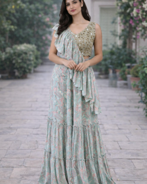 Beautiful Sharara drape outfit Size 38-40