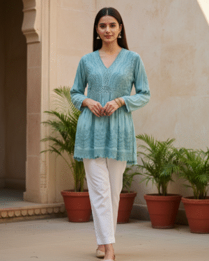 Beautiful Lucknowi Kurta size 40 Large